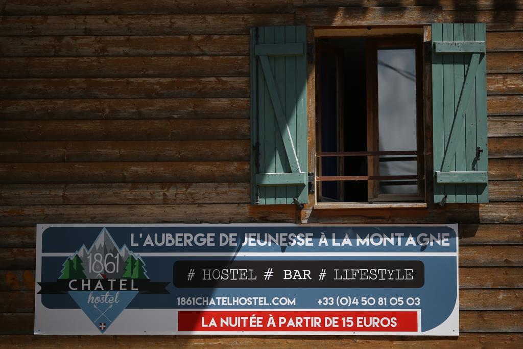 1861 Chatel Hostel Bagian luar foto