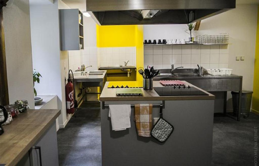 1861 Chatel Hostel Ruang foto